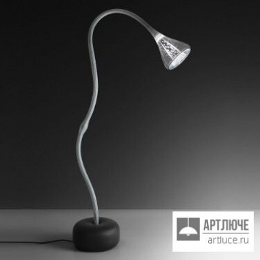Artemide 0670W10A — Напольный светильник PIPE
