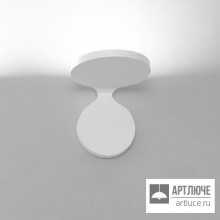 Artemide 1615010A — Настенный накладной светильник REA